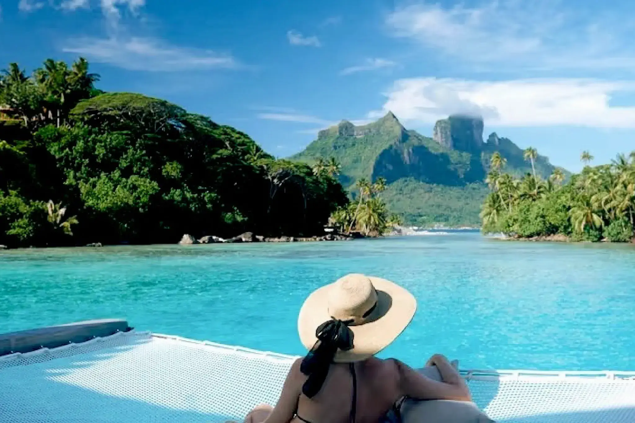 HOTEL CONRAD BORA BORA NUI overwater villa