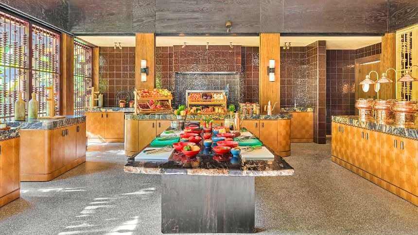 Maldives Joali Her_Kitchen