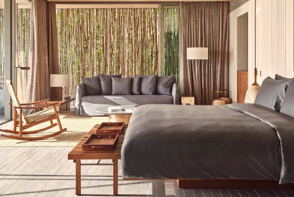 柏典度假村水上泳池別墅木紋風格