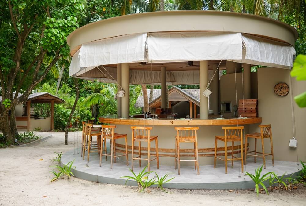 Amilla Joes Pizza - Clara Travel