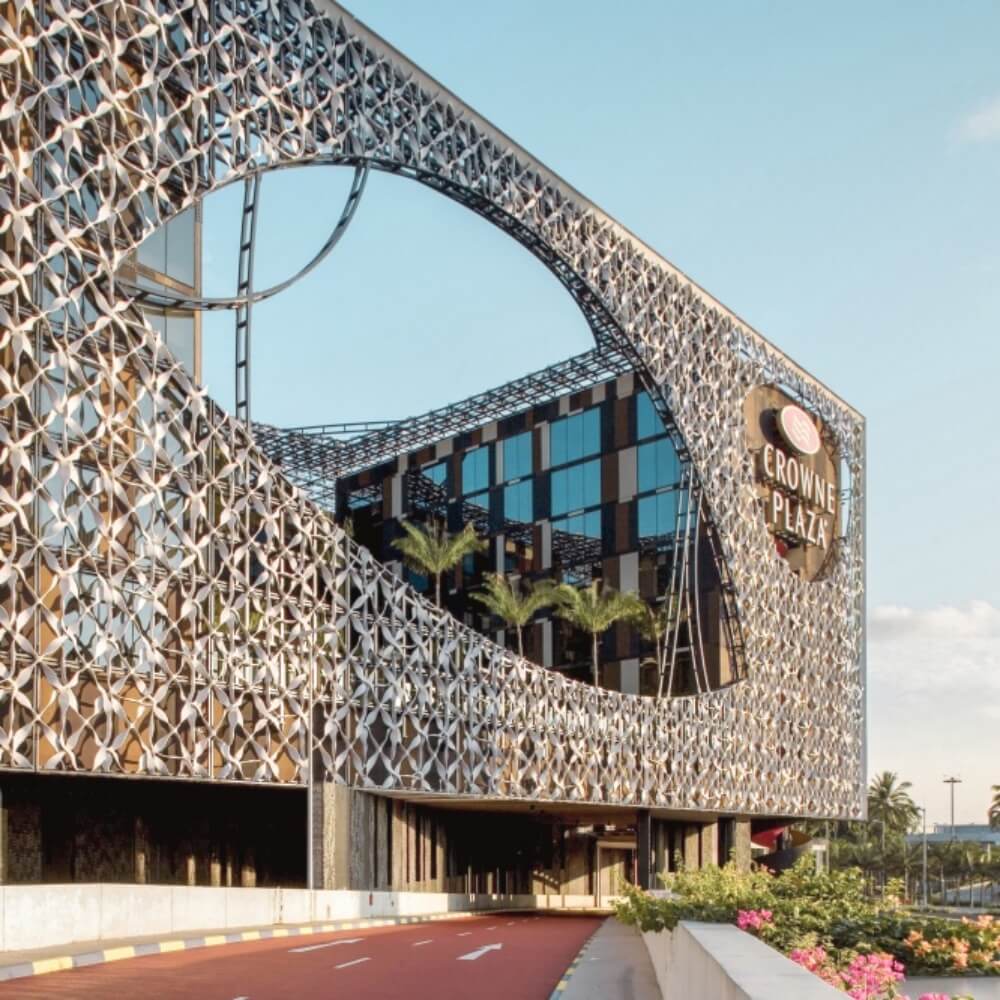 機場附近酒店推薦-Crowne Plaza