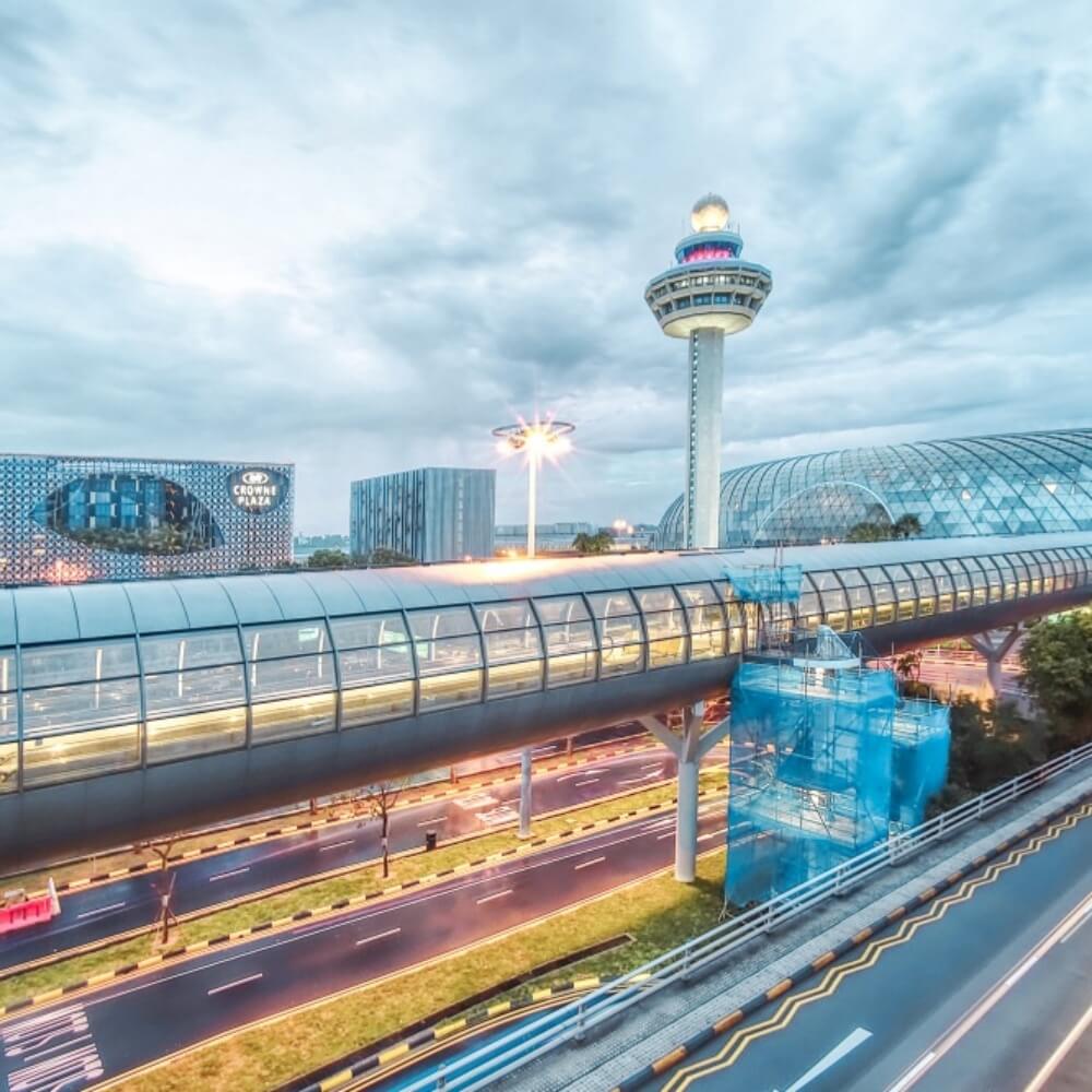 機場附近酒店推薦Crowne Plaza