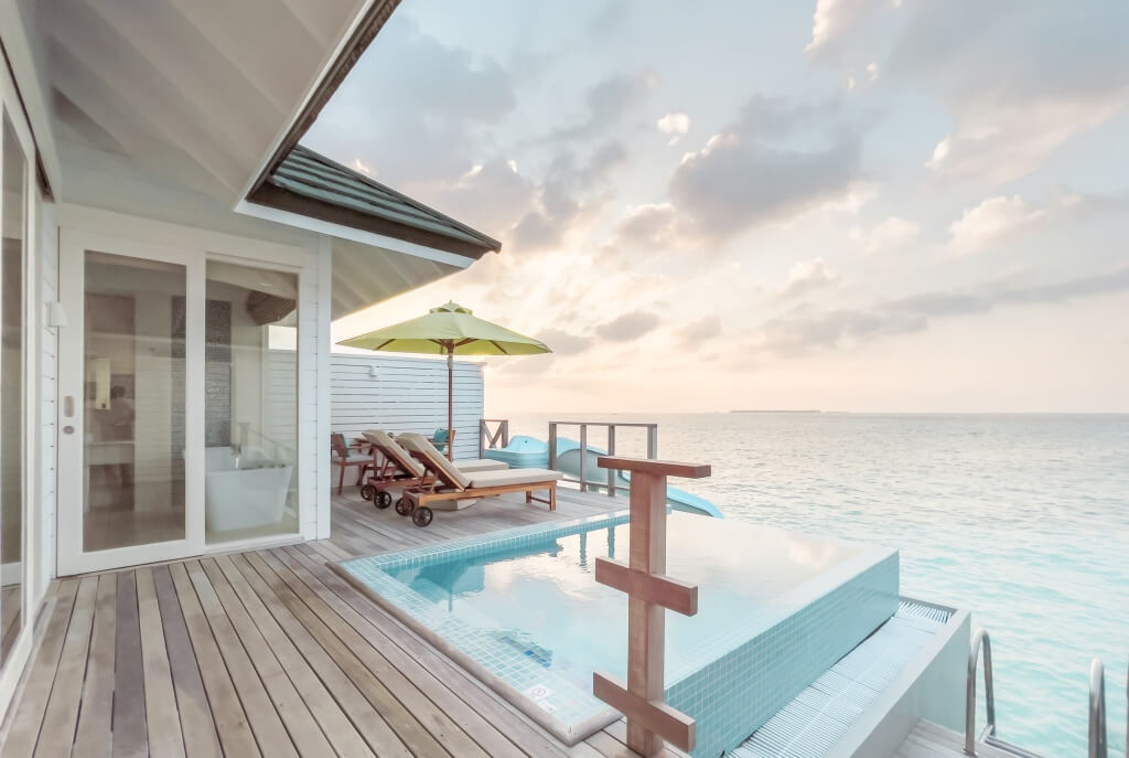 Ocean Villa wih Pool + Slide - Deck