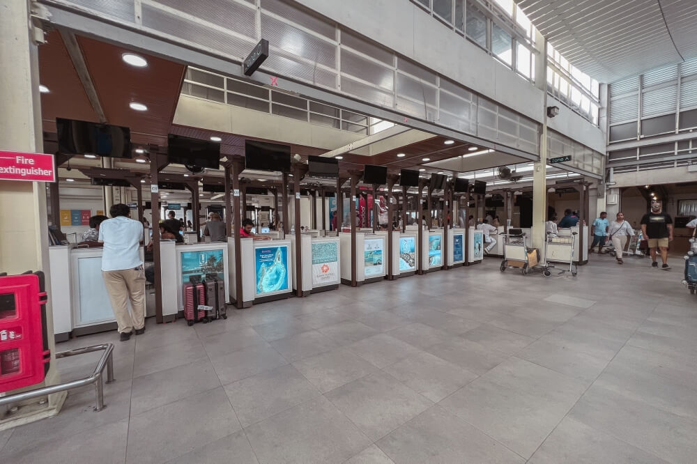 馬爾地夫_馬列機場-9-1機場渡假村櫃台 (9)