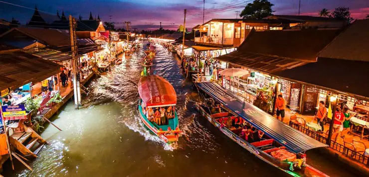 安帕瓦水上市場