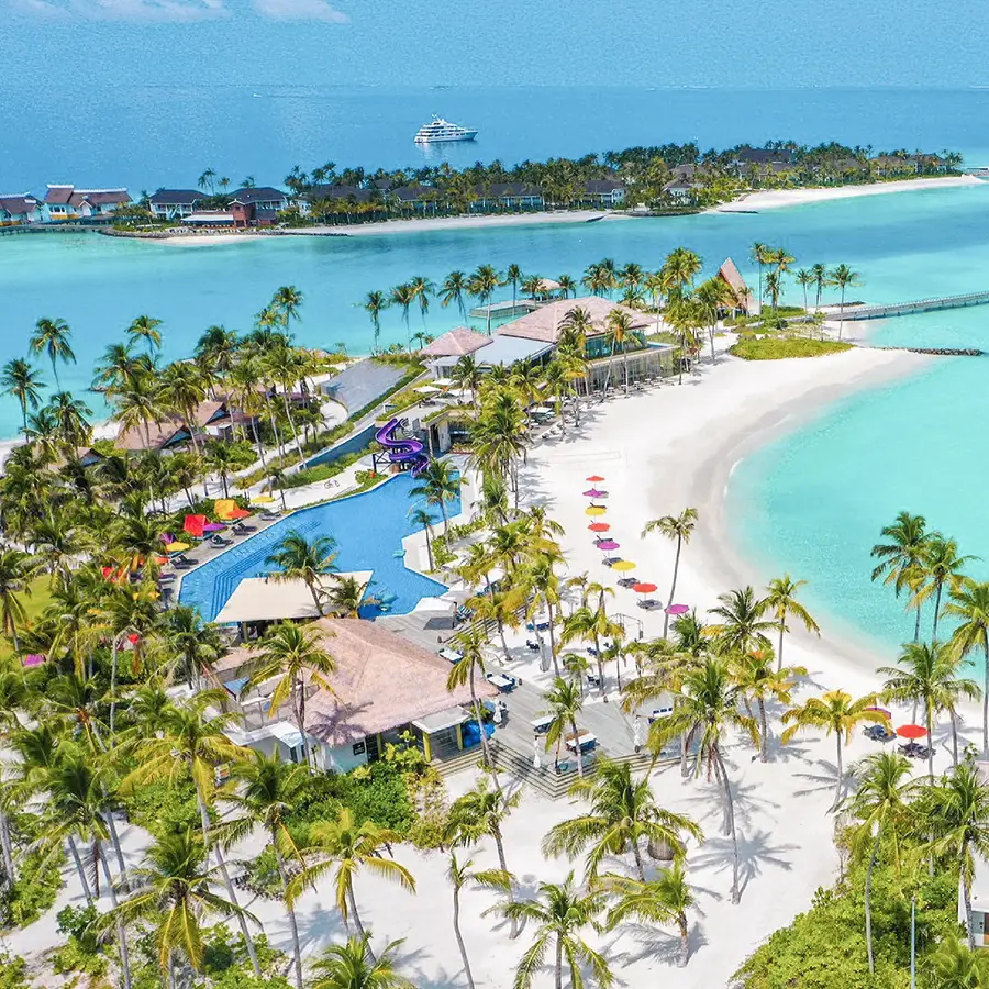 硬石渡假村_活動設施_游泳池和滑水道