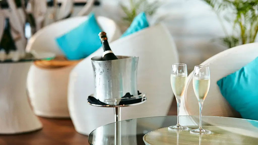 克拉拉旅遊_irufushi_-Bubble-Lounge