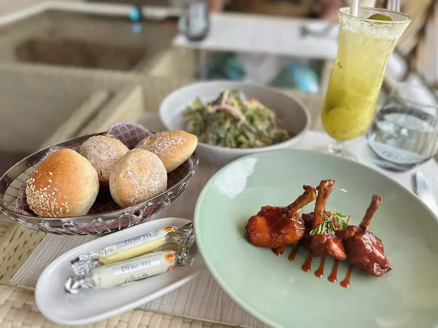 克拉拉旅遊_馬爾地夫旅遊_客人好評分享照片_lily-beach莉莉渡假村_美食