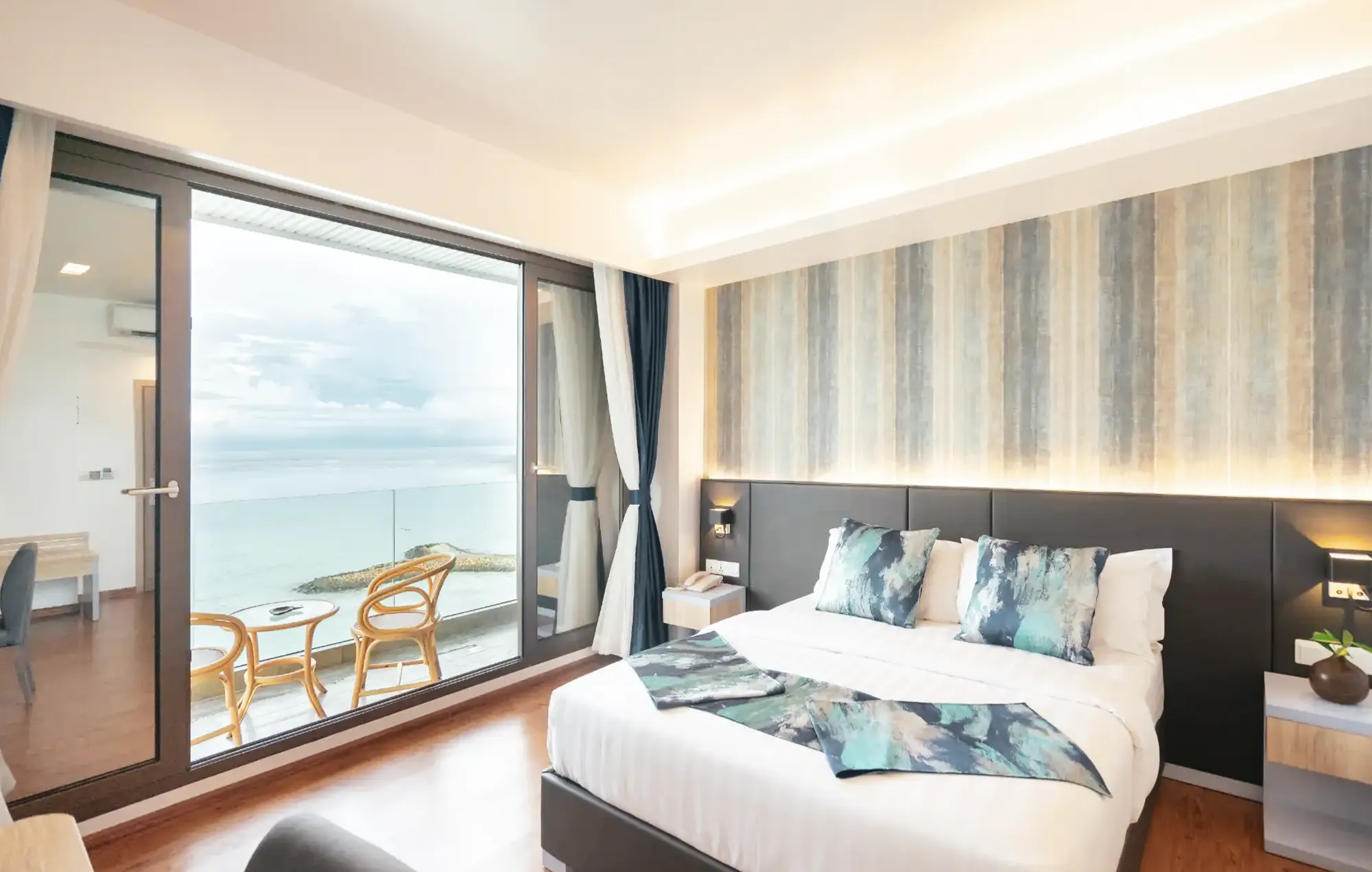 Arena Hotel_room_deluex