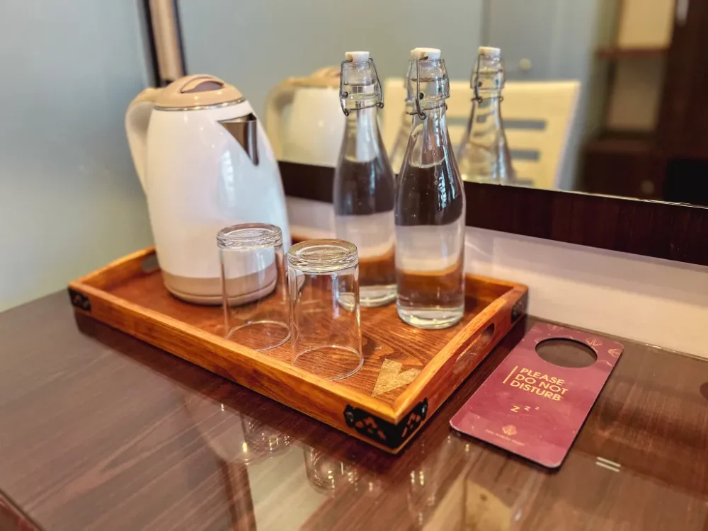 White harp 馬爾地夫過境旅館 (1)