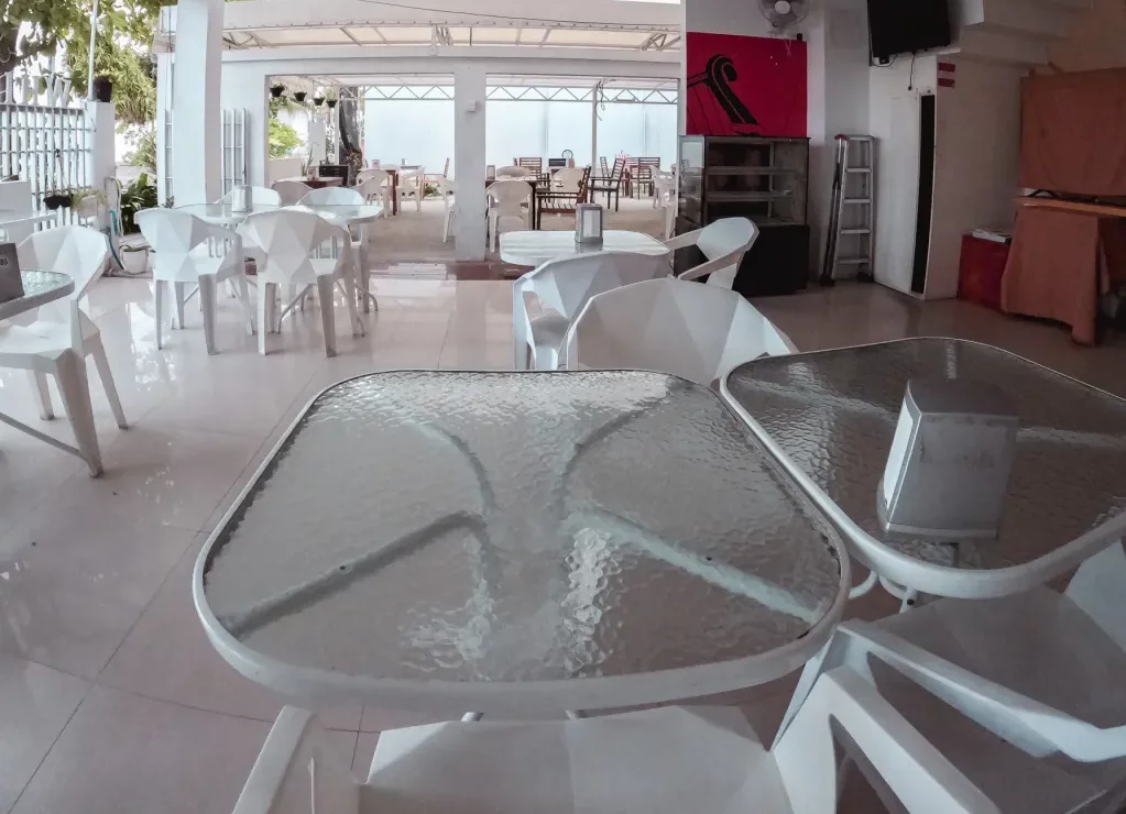 White harp 馬爾地夫過境旅館 (12)