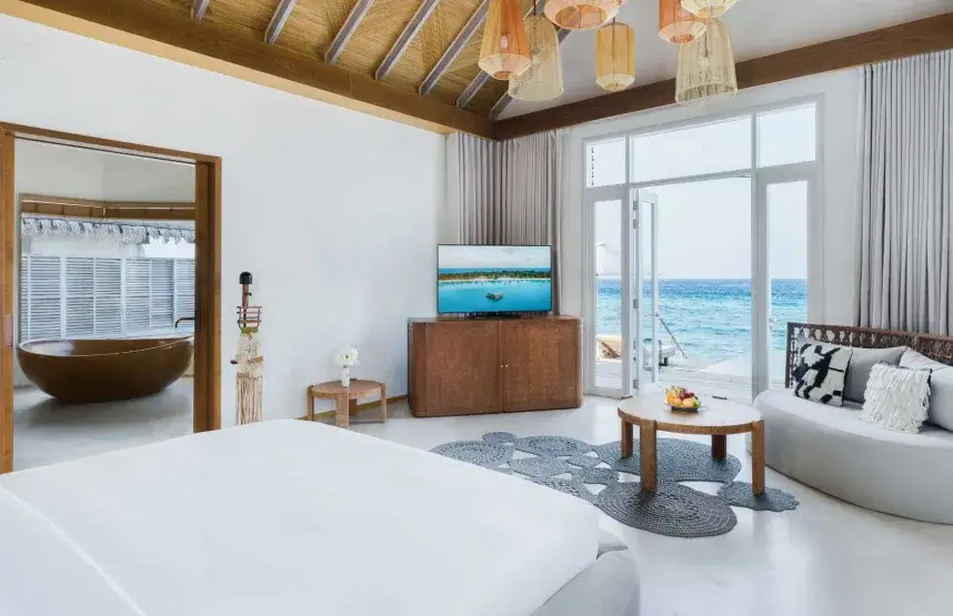 Water-Sunrise-Villa-with-Private-Pool_Bedroom