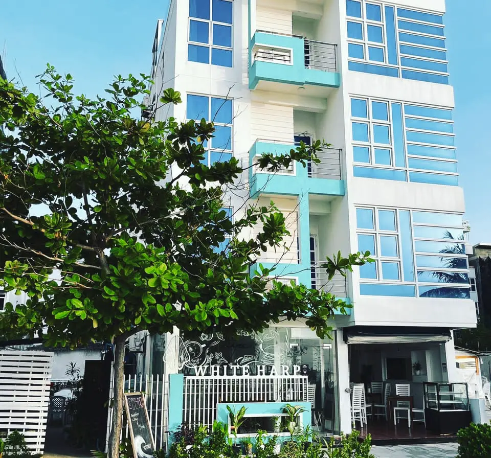 ⽩豎琴海灘旅店White-Harp-Beach-hotel