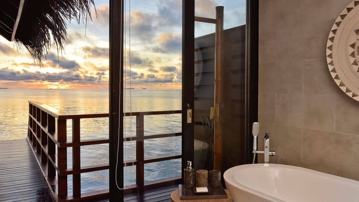 grand park lagoon water villa 潟湖別墅衛浴