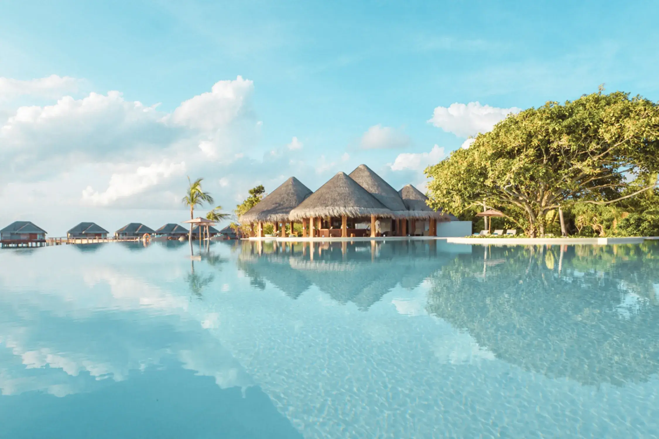 dusit thani 馬爾地夫都喜天闕度假村