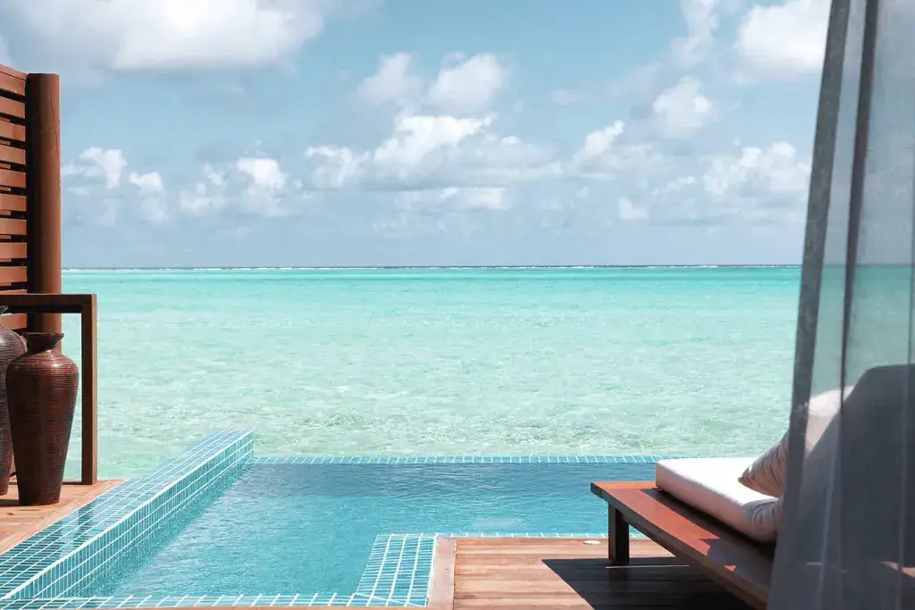 Hideaway-Maldives-villas-2-deluxe-water-villa (3)