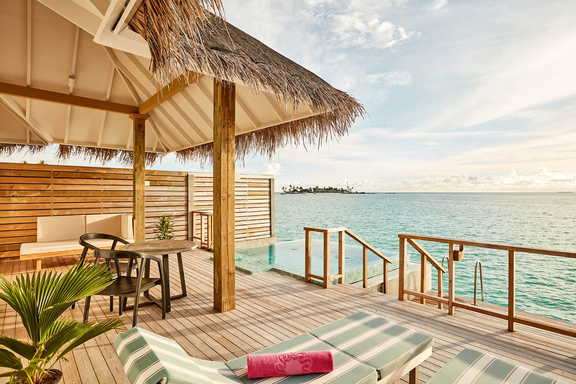 Iru Veli Ocean villa with pool