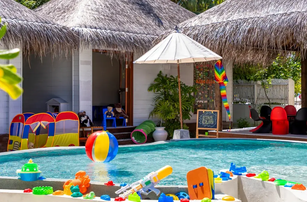 Ozen life 奧臻度假島泳池