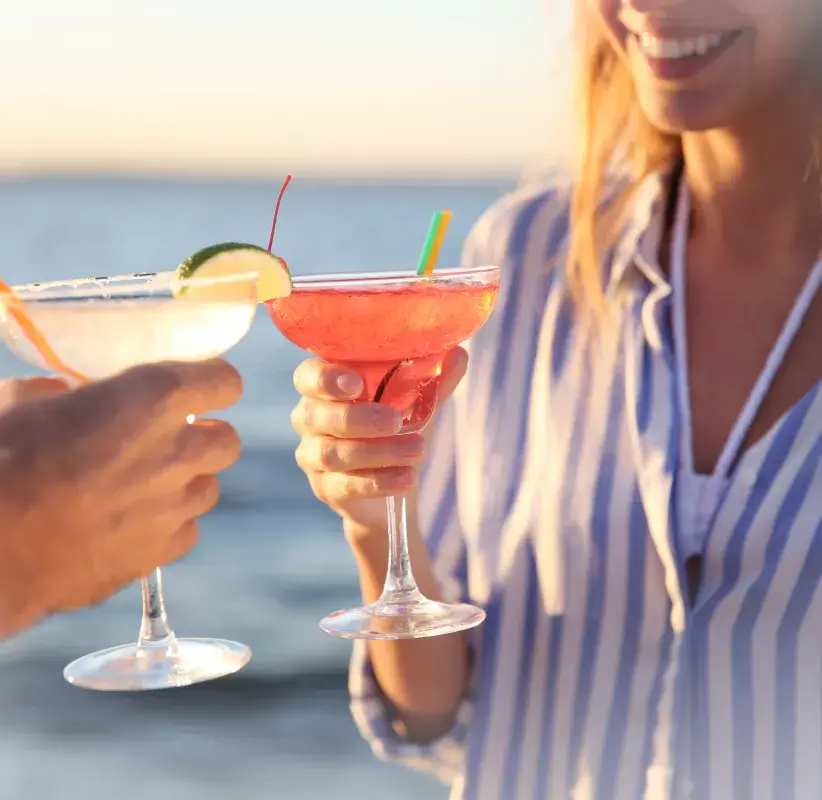 Centara Mirage Lagoon dolphin bar