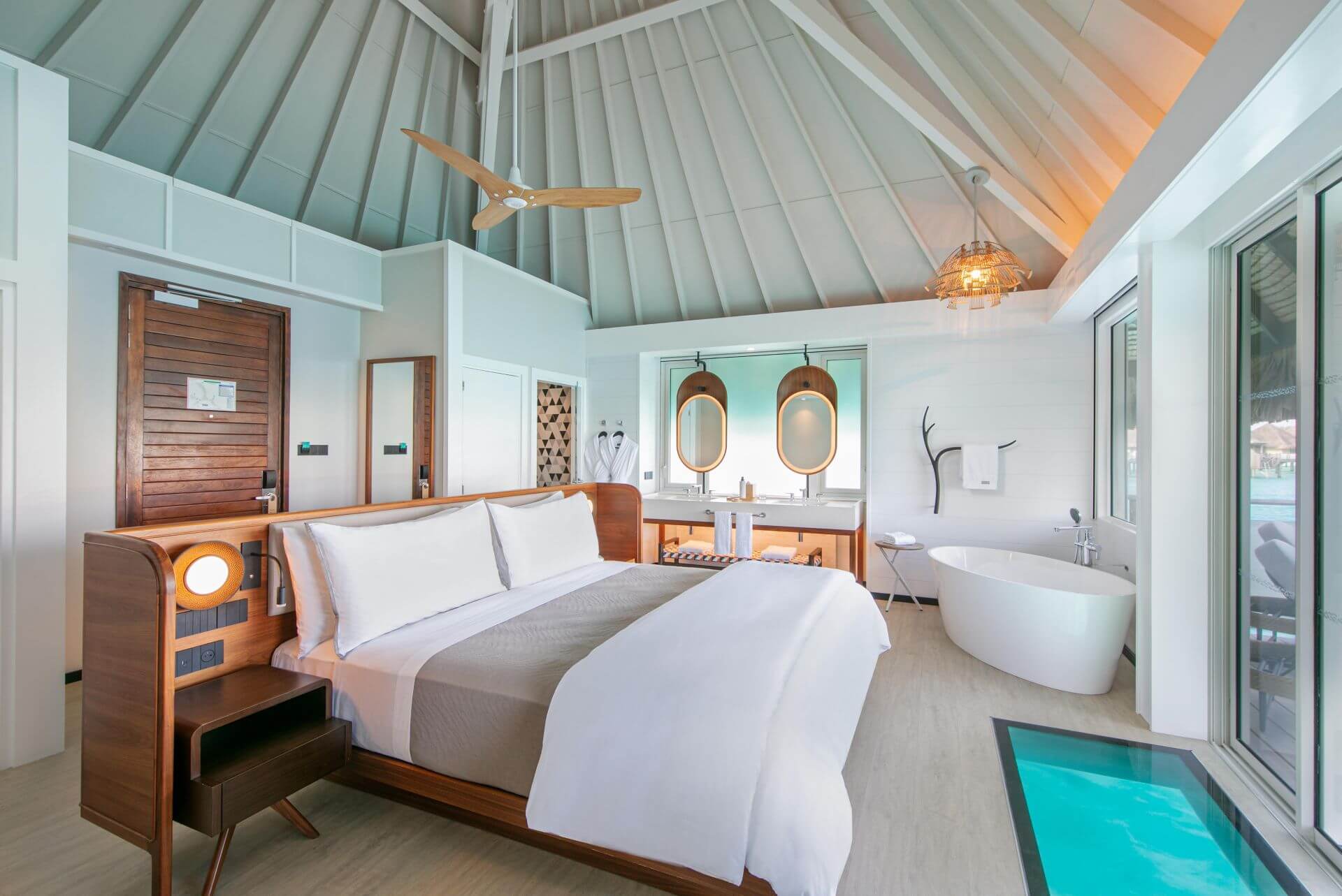 westin-bora-bora-overwater-bungalows-2
